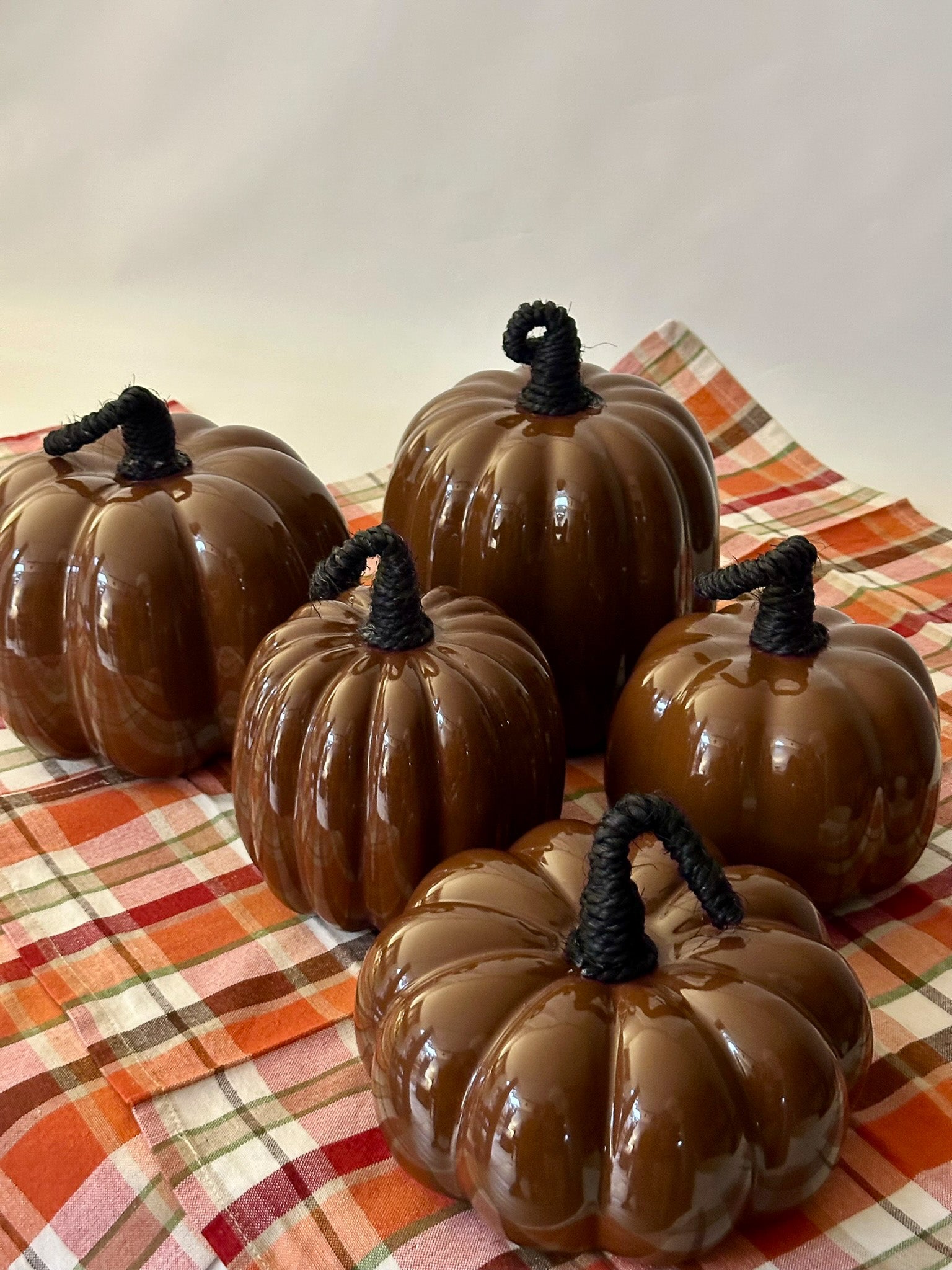 Calabaza esmaltada amarilla