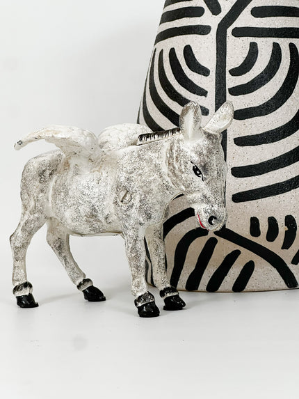 Burro Blanco Hierro